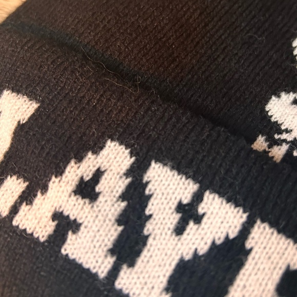 Playboy toque - Picture 7 of 10